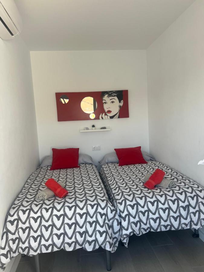 Casa Carmen Atico Primera Linea De Playa มาลากา ภายนอก รูปภาพ